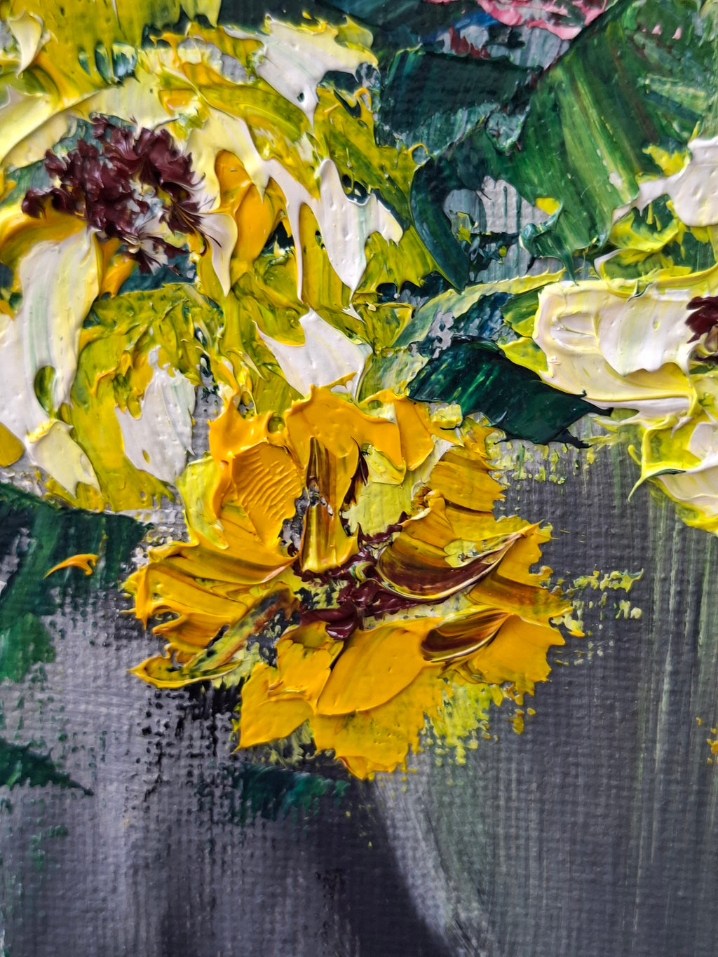 "Sunny Bouquet" — Original Textured Floral Oil Painting by Nataliia Plakhotnyk
