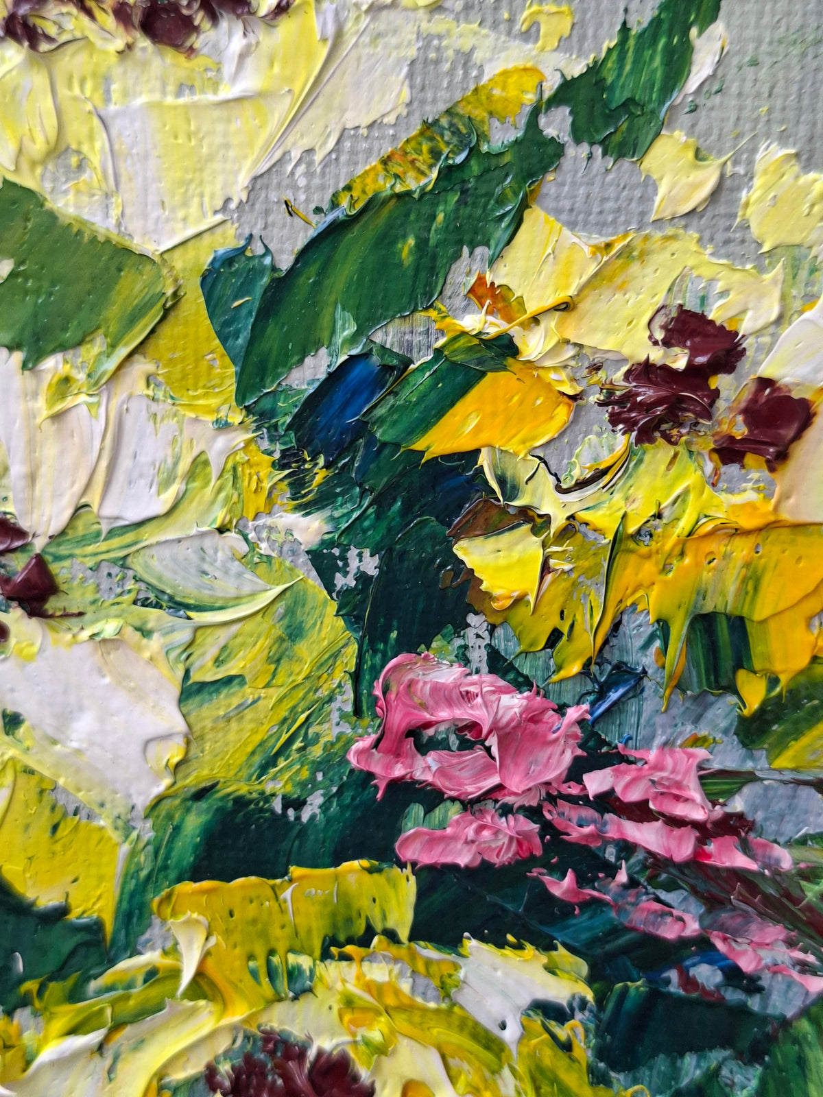"Sunny Bouquet" — Original Textured Floral Oil Painting by Nataliia Plakhotnyk